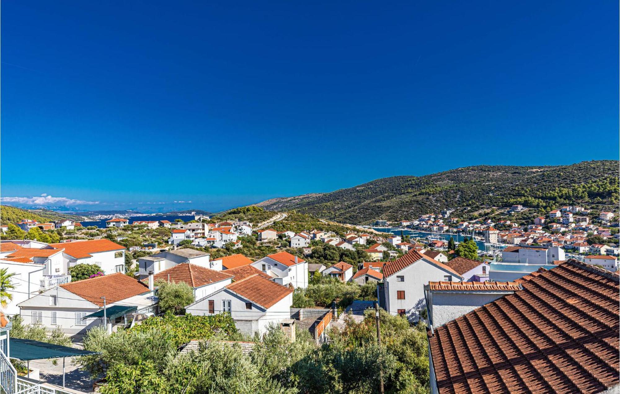 2 Bedroom Cozy Apartment In Marina Exterior foto