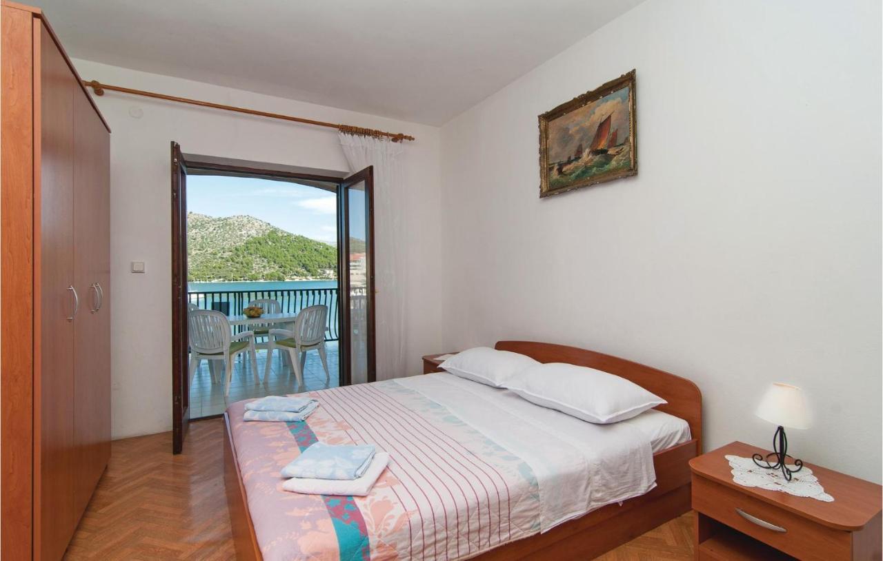 2 Bedroom Cozy Apartment In Marina Exterior foto
